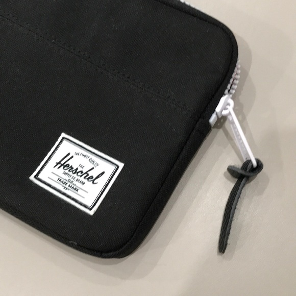 Herschel padded mini case - Picture 3 of 4